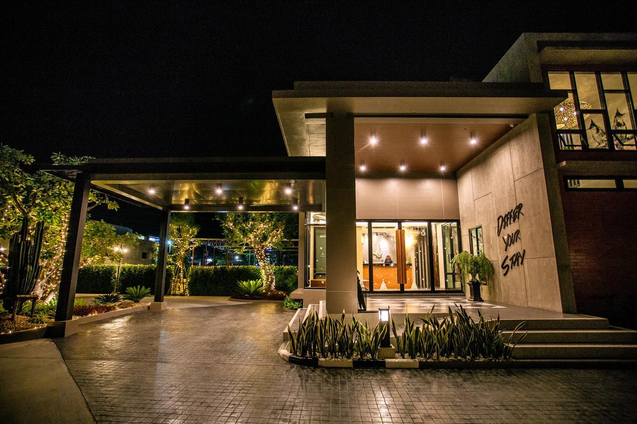 Bunprasop Garden Hotel Накхонситхаммарат Экстерьер фото